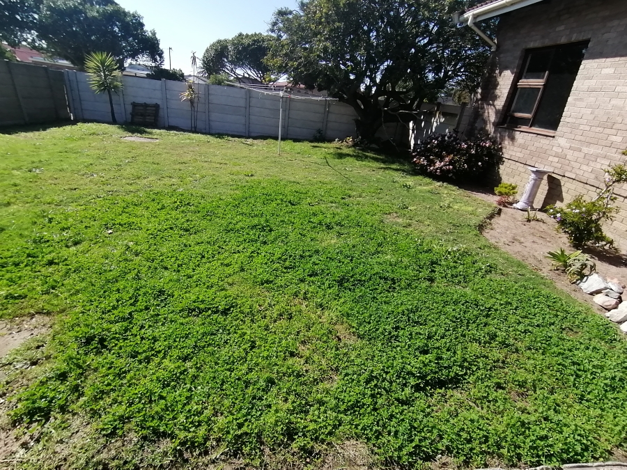 3 Bedroom Property for Sale in Heiderand Western Cape